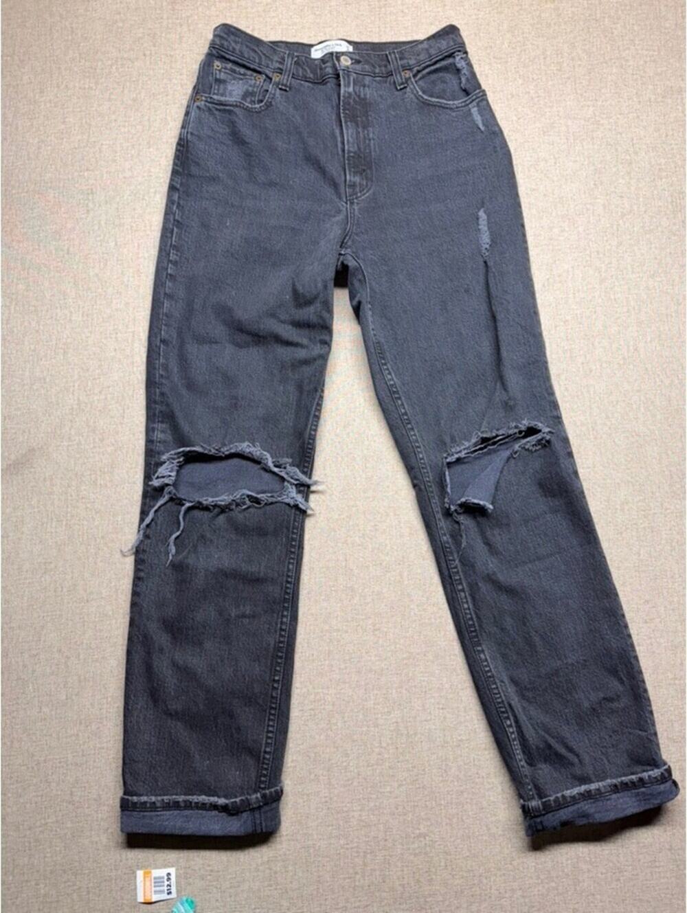 Abercrombie & Fitch The '90s Straight Ultra High Rise Distressed Gray Size 27